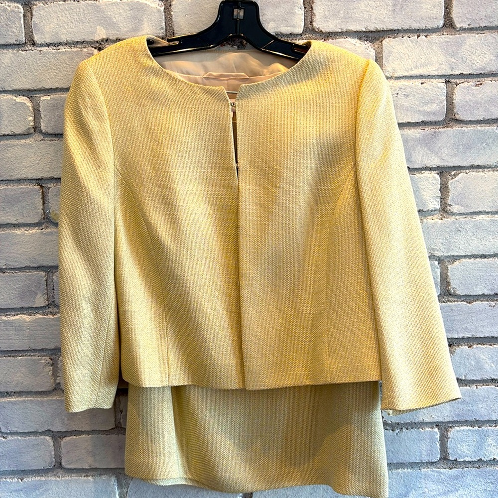 ESCADA Suit Set